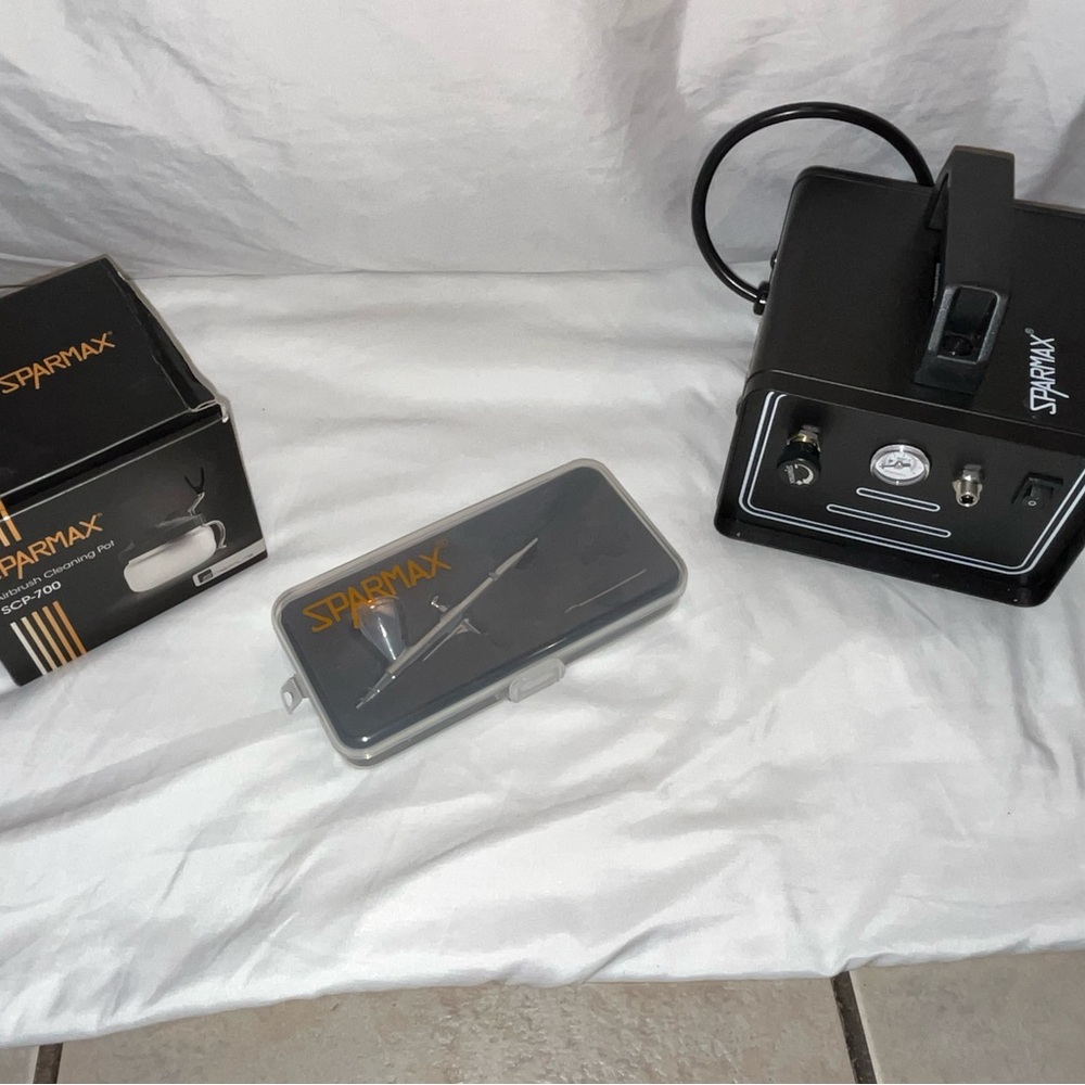 Black Airbrush Compressor Kit